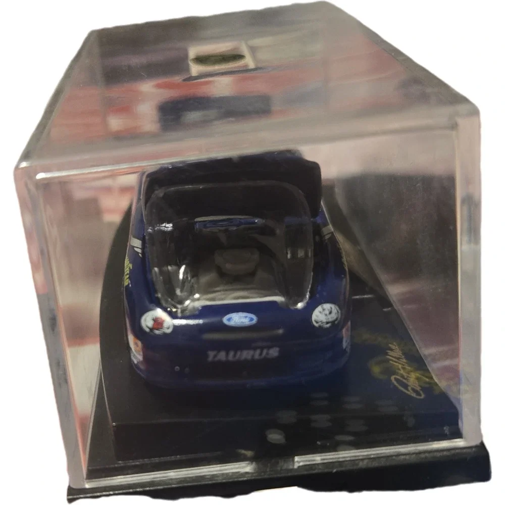 Rusty Wallace #2 Miller Lite 1:64 Revell Diecast - Display Case PPG Opening Hood
